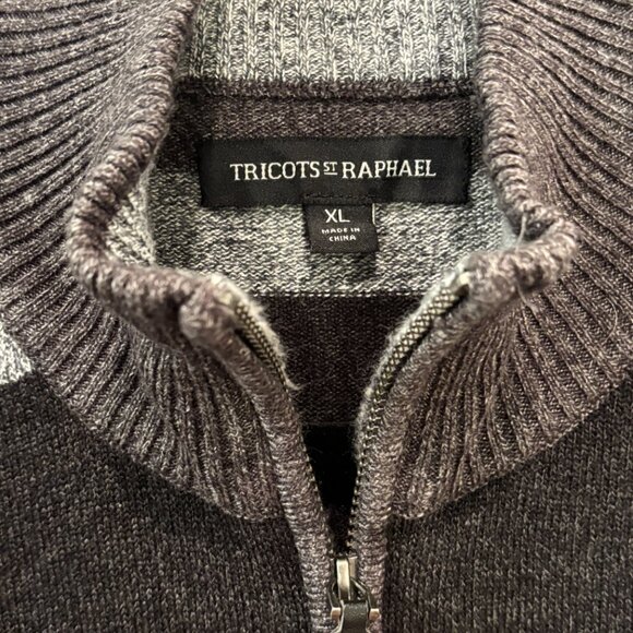 Tricots St. Raphael Extra Large (XL) Gray, Blue, and Black Quarter Zip Sweater P - Picture 4 of 5